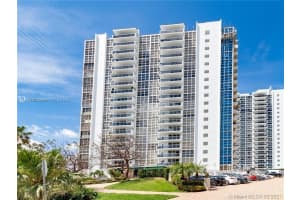 2701 N Ocean Blvd #5a, Fort Lauderdale, FL 33308, Sold 04/08/22