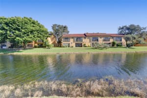 9105 NW 45th St, Sunrise, FL 33351, Sold 12/17/21
