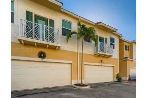 86 Palm Ln, Royal Palm Beach, FL 33411, Sold 12/13/21
