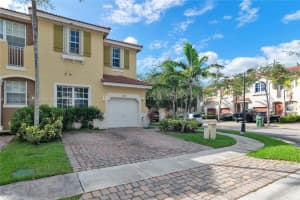 698 NE 21st Ave, Homestead, FL 33033, Sold 12/30/21