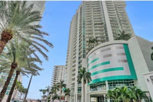 218 SE 14th Terrace #200, Miami, FL 33131, Sold 01/18/22