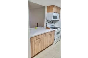 14401 N Kendall Dr n203, Miami, FL 33186, Sold 01/05/22