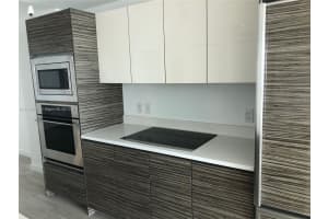 460 NE 28th St, Miami, FL 33137, Sold 02/25/22