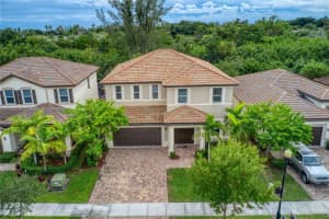 2190 SE 2nd St, Homestead, FL 33033, Sold 12/22/21