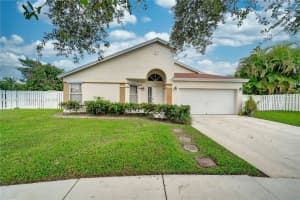9451 Encino St, Miramar, FL 33025, Sold 01/26/22