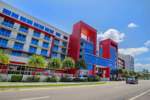 777 N Ocean Dr s425, Hollywood, FL 33019, Sold 12/07/21