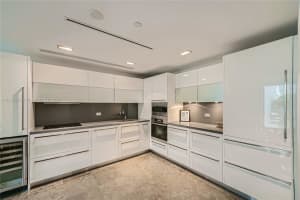 220 21st St #507, Miami Beach, FL 33139, Sold 03/18/22