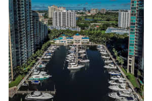 3340 NE 190th St, Aventura, FL 33180, Sold 01/03/22