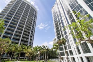2831 S Bayshore Dr, Miami, FL 33133, Sold 12/20/21