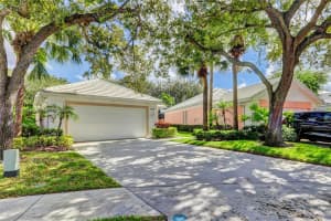 8612 Doverbrook Dr, Palm Beach Gardens, FL 33410, Sold 12/17/21