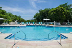 Add Building Entrance, 2127 Brickell Ave, Miami, FL 33129, Sold 03/01/22