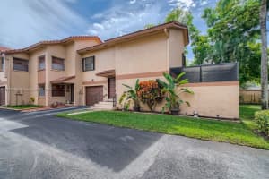 11236 SW 11 St, Pembroke Pines, FL 33025, Sold 12/16/21