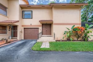 11236 SW 11 St, Pembroke Pines, FL 33025, Sold 12/16/21