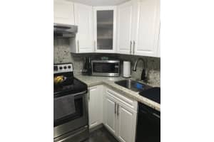 8290 Lake Dr, Doral, FL 33166, Sold 04/08/22