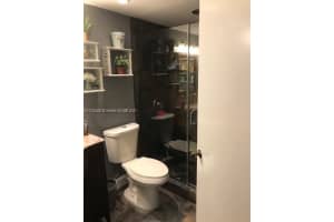 8290 Lake Dr, Doral, FL 33166, Sold 04/08/22
