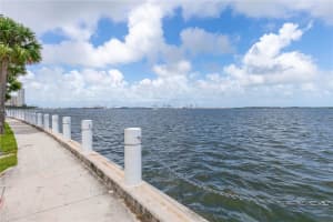 1408 Brickell Bay Dr # 907, Miami, FL 33131, Sold 03/02/22
