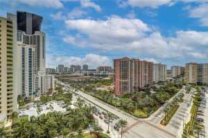 17475 Collins Ave, Sunny Isles Beach, FL 33160, Sold 02/11/22