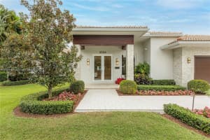 2524 Laguna Dr, Fort Lauderdale, FL 33316, Sold 02/28/22