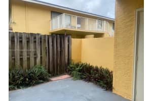 470 NW 214th St, Miami, FL 33169, Sold 12/16/21