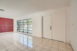 6900 NW 84th St, Tamarac, FL 33321, Sold 02/14/22