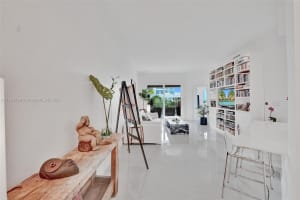 140 Meridian Ave APT 343, Miami Beach, FL 33139, Sold 04/20/22