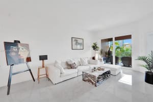 140 Meridian Ave APT 343, Miami Beach, FL 33139, Sold 04/20/22