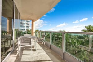 1455 Ocean Dr, Miami Beach, FL 33139, Sold 11/30/21