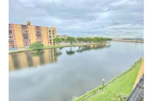 4709 NW 7th St, Miami, FL 33126, Sold 12/20/21