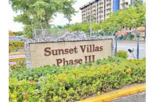 4709 NW 7th St, Miami, FL 33126, Sold 12/20/21