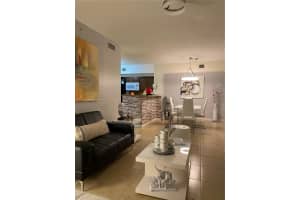 7950 N Nob Hill Rd, Tamarac, FL 33321, Sold 01/07/22