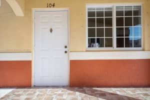 7475 W 22nd Ave, Hialeah, FL 33016, Sold 12/22/21