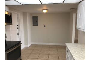 155 Ocean Ln Dr, Key Biscayne, FL 33149, Sold 01/19/22