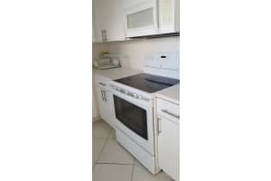 20500 W Country Club Dr, Miami, FL 33180, Sold 03/25/22