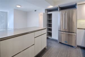 Bay Country Club, 17720 N Bay Rd, Sunny Isles Beach, FL 33160, Sold 04/20/22