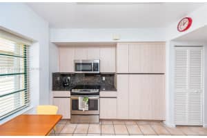 140 Jefferson Ave, Miami Beach, FL 33139, Sold 02/02/22