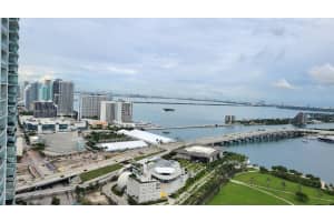 888 Biscayne Blvd, Miami, FL 33132, Sold 02/07/22