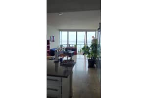 888 Biscayne Blvd, Miami, FL 33132, Sold 02/07/22