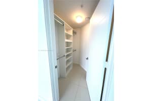 1010 SW 2nd Ave, Miami, FL 33130, Sold 01/13/22
