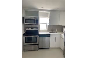 5701 Collins Ave, Miami Beach, FL 33140, Sold 01/28/22