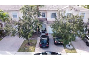 2712 SW 84th Terrace, Miramar, FL 33025, Sold 01/26/22