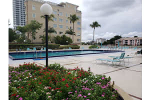 3800 S Ocean Dr, Hollywood, FL 33019, Sold 03/30/22