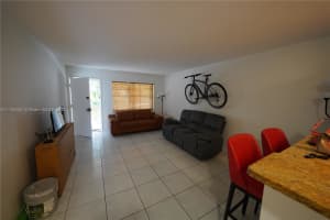 4011 Meridian Ave, Miami Beach, FL 33140, Sold 03/02/22
