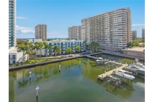 1945 S Ocean Dr APT M12, Hallandale Beach, FL 33009, Sold 01/18/22