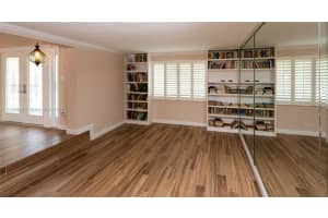 8015 Noremac Ave, Miami Beach, FL 33141, Sold 01/18/22