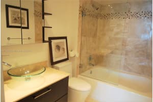 90 Alton Rd, Miami Beach, FL 33139, Sold 02/14/22