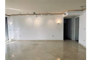 5757 Collins Ave, Miami Beach, FL 33140, Sold 05/20/22