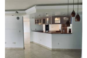 5757 Collins Ave, Miami Beach, FL 33140, Sold 05/20/22