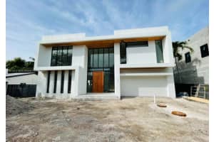 7250 SW 52nd Ct, South Miami, FL 33143, Sold 02/16/22