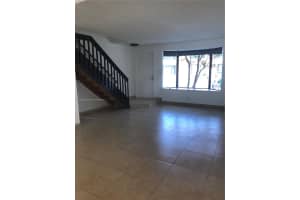 10211 SW 77th Ct, Miami, FL 33156, Sold 01/03/22