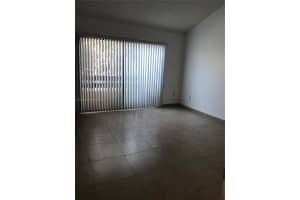 10211 SW 77th Ct, Miami, FL 33156, Sold 01/03/22